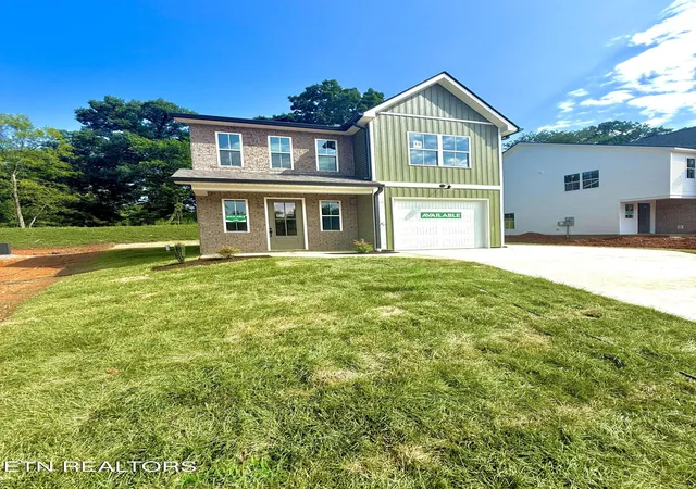 Homes for sale in Lenoir City, TN | 504 8th Avenue, Lenoir City, TN 37771 | MLS# 1320500