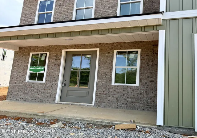 Homes for sale in Lenoir City, TN | 504 8Th Avenue, Lenoir City, TN 37771 | MLS# 1320500