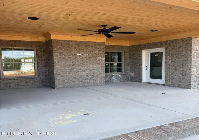 Photo 4 of Single family home for sale at 332 Rugby Manor Ln, Knoxville, TN 37923 | MLS# 1321792 | Listing updated on 2026-08-31