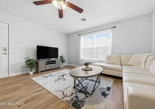 Photo 3 of Condo for sale at 4201 Iona Way, Knoxville, TN 37912 | MLS# 1321981 | Listing updated on 2026-05-08