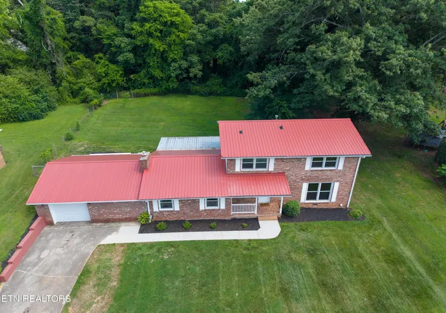 3rd image of 2912 Marvin Cir, Maryville, TN 37803 | MLS# 1343841