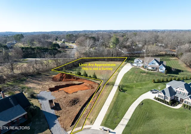 3rd image of 227 Emma Ross Ln, Maryville, TN 37803 | MLS# 1322891