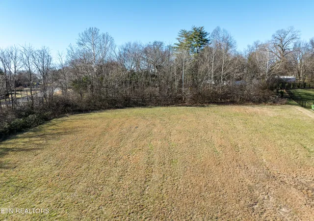 5th image of 227 Emma Ross Ln, Maryville, TN 37803 | MLS# 1322891