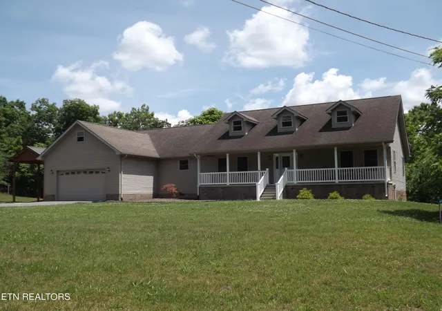 Homes for sale in Harrogate, TN | 140 Lancaster St, Harrogate, TN 37752 | MLS# 1322540