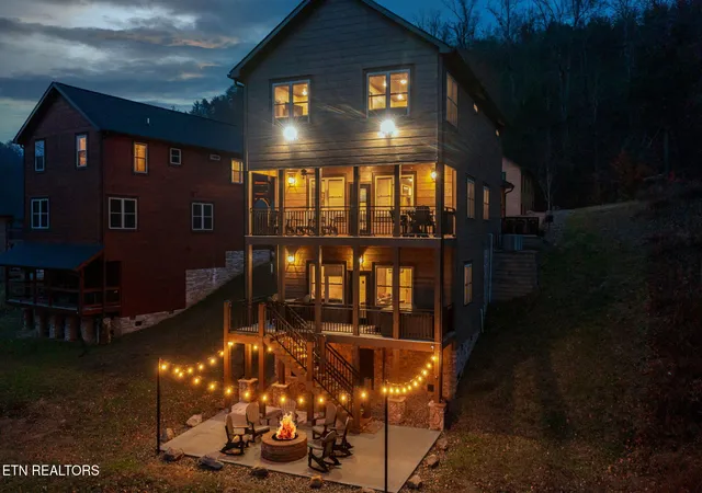 Photo 3 of Single family home for sale at 3140 Cherokee Valley Dr, Sevierville, TN 37862 | MLS# 1322916 | Listing updated on 2026-09-21