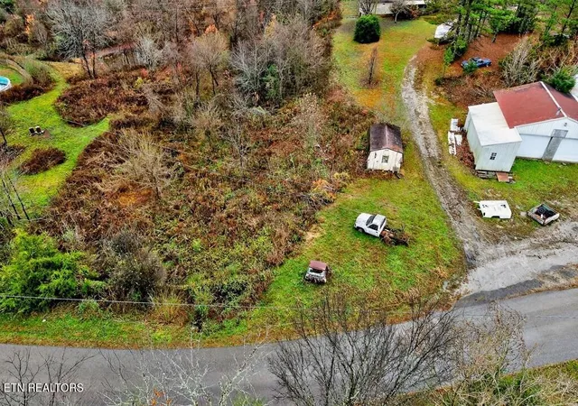 Photo 3 of Land for sale at 265 N Ctr Point Acres, Walling, TN 38587 | MLS# 1322796 | Listing updated on 2026-08-03