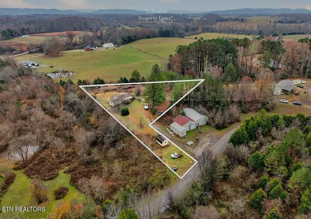 Photo 3 of Land for sale at 265 N Ctr Point Acres, Walling, TN 38587 | MLS# 1322796 | Listing updated on 2026-08-03
