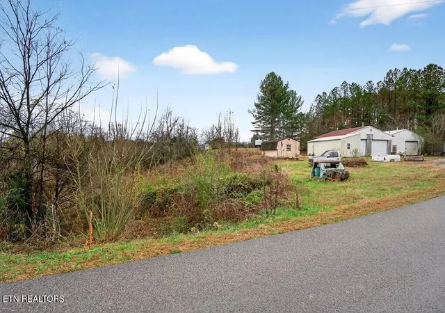 Photo 4 of Land for sale at 265 N Ctr Point Acres, Walling, TN 38587 | MLS# 1322796 | Listing updated on 2026-08-03