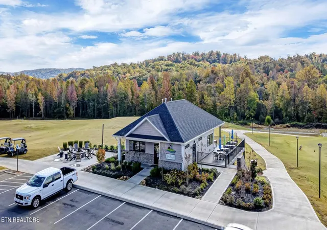 36th image of 109 E Elderberry St, Oak Ridge, TN 37830 | MLS# 1323791