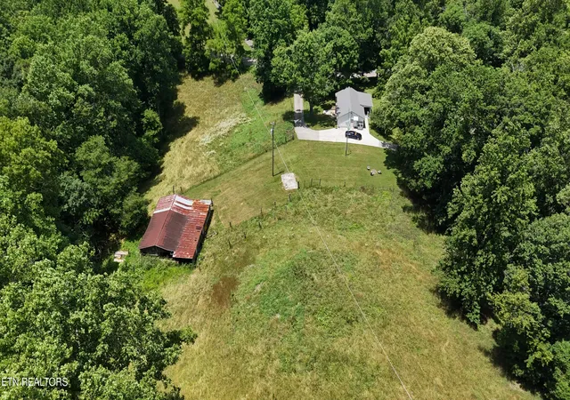 3rd image of 105 Echo Valley Rd, Rocky Top, TN 37769 | MLS# 1323301