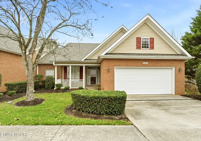 2nd image of 119 Devanshire Ct, Oak Ridge, TN 37830 | MLS# 1323579