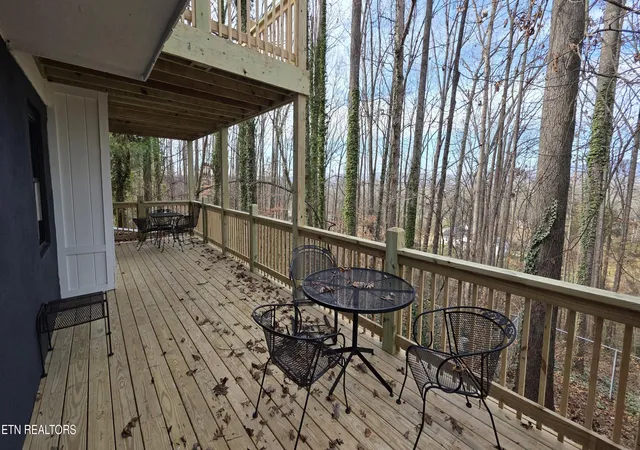 60th image of 1135 W West Outer Dr, Oak Ridge, TN 37830 | MLS# 1323902
