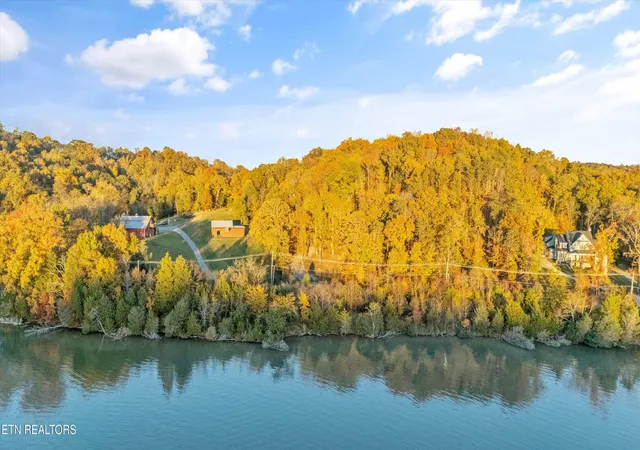 Photo 4 of Land for sale at 3200 Keller Bnd Rd, Knoxville, TN 37922 | MLS# 1323987 | Listing updated on 2025-12-12