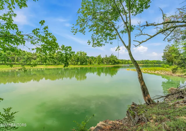 Photo 3 of Land for sale at Waterfront Knoll, Sharps Chapel, TN 37866 | MLS# 1324174 | Listing updated on 2026-07-07