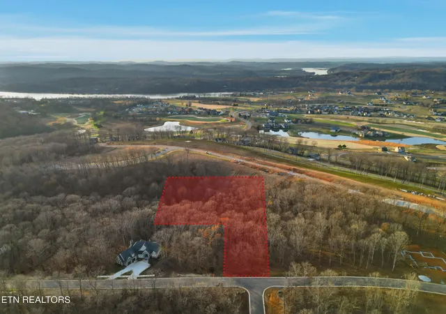 Homes for sale in Loudon, TN | 2399 Old Dogwood Tr, Loudon, TN 37774 | MLS# 1324232