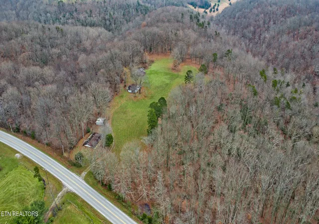 Homes for sale in Crawford, TN | 1903 Hanging Limb Hwy, Crawford, TN 38554 | MLS# 1324208