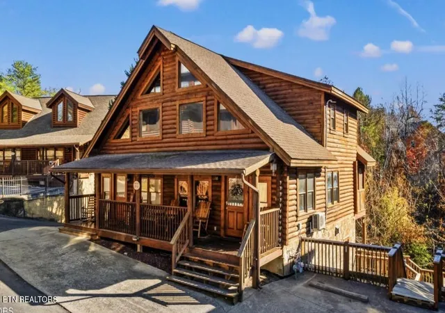 Photo 1 of Single family home for sale at 326 Big Bear Way, Pigeon Forge, TN 37863 | MLS# 1324383 | Listing updated on 2026-05-20