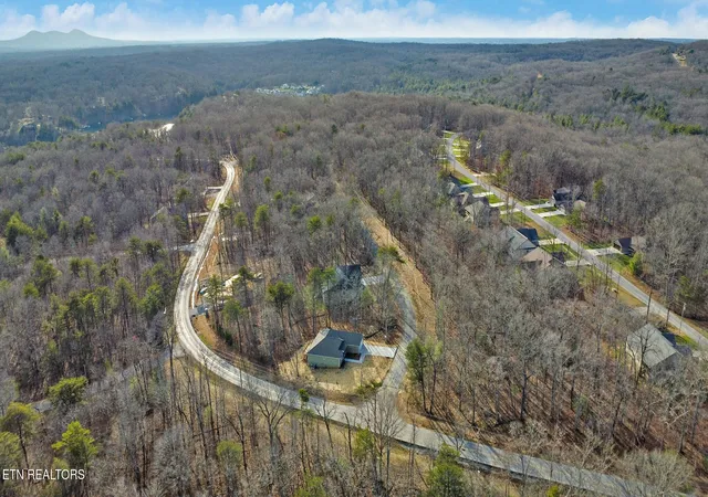Homes for sale in Crossville, TN | 154 Adler Ln, Crossville, TN 38558 | MLS# 1324491
