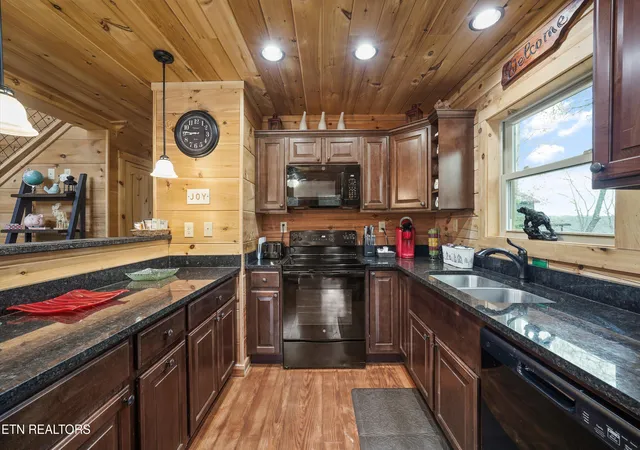 3rd image of 2906 Joyner Hills Ln, Sevierville, TN 37876 | MLS# 1324465