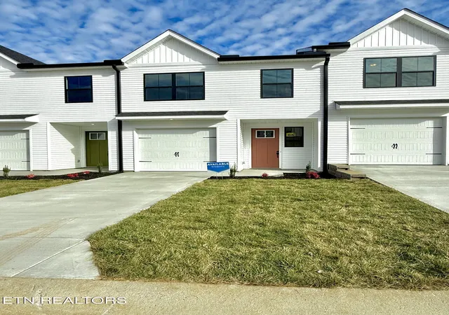 Photo 1 of Sale Pending at 8828 Chapman Tr Way, Knoxville, TN 37920 | MLS# 1324690 | Listing updated on 2026-06-08