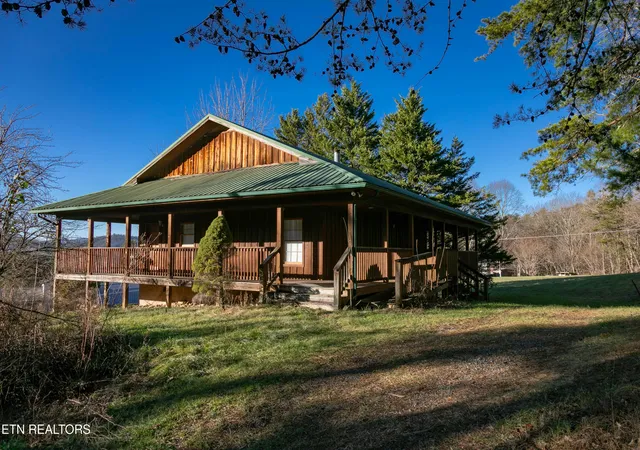 Photo 2 of Single family home for sale at 3624 Katy Hollar Rd, Sevierville, TN 37862 | MLS# 1324784 | Listing updated on 2026-09-03