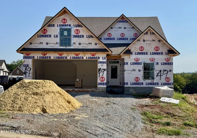 Photo 1 of Single family home for sale at 326 Rugby Manor Ln, Knoxville, TN 37923 | MLS# 1326760 | Listing updated on 2026-08-28