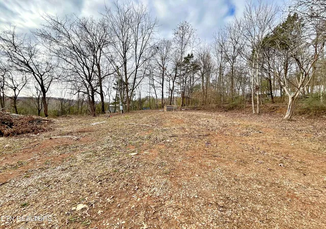 Photo 2 of Land for sale at 110 Pinecrest Dr, Loudon, TN 37774 | MLS# 1324833 | Listing updated on 2026-10-05