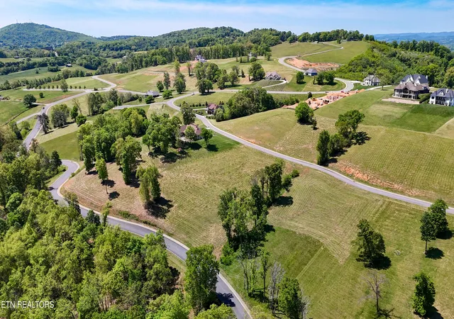 Homes for sale in Morristown, TN | 2093 Edgewater Sound, Morristown, TN 37814 | MLS# 1326612