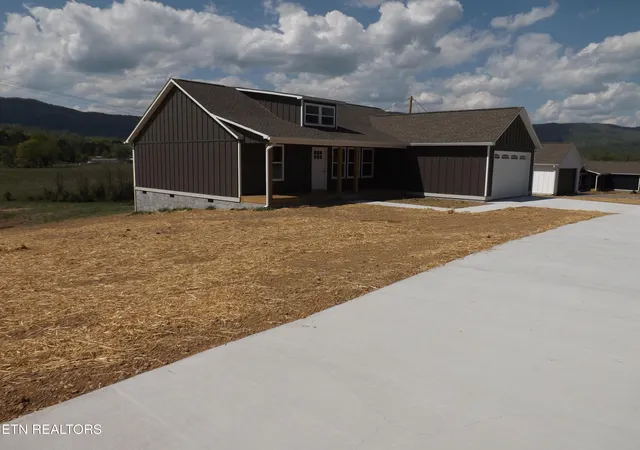3rd image of 935 Shawanee Rd, Harrogate, TN 37752 | MLS# 1325122
