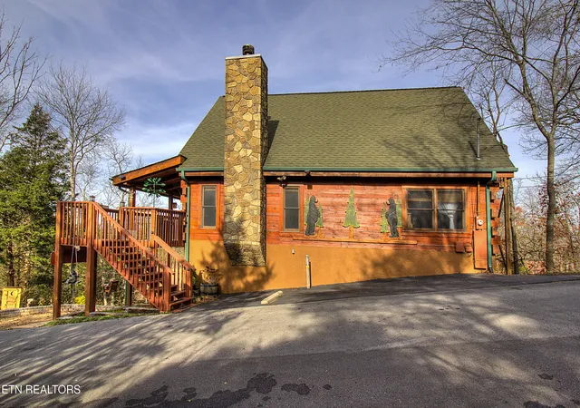 Photo 1 of Single family home for sale at 919 Buck Way, Sevierville, TN 37876 | MLS# 1325419 | Listing updated on 2026-07-15