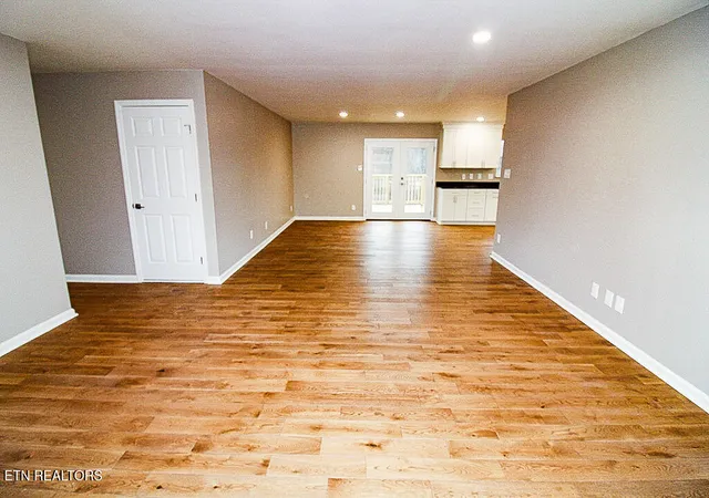 Photo 3 of Single family home for sale at 1203 Clendenen Rd, Maryville, TN 37801 | MLS# 1325488 | Listing updated on 2026-06-04