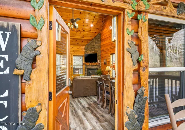 Photo 4 of Single family home for sale at 551 Blackberry Ridge Way, Pigeon Forge, TN 37863 | MLS# 1326131 | Listing updated on 2026-04-27