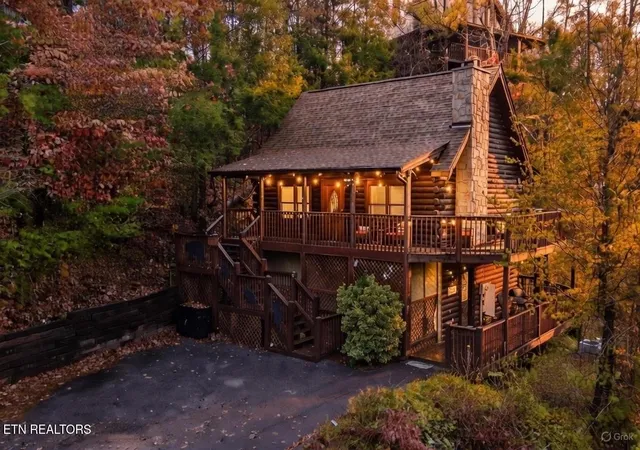 1st image of 716 Golden Eagle Wy, Pigeon Forge, TN 37863 | MLS# 1325587