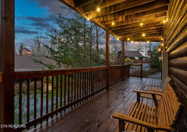 4th image of 716 Golden Eagle Wy, Pigeon Forge, TN 37863 | MLS# 1325587