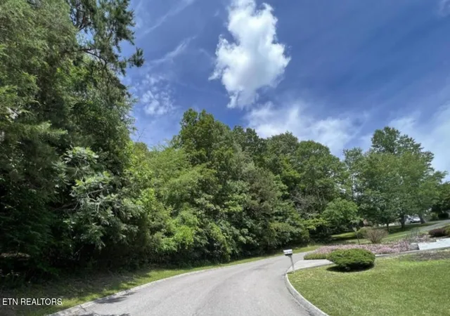 1st image of Lot 8 Presidential Blvd, Harrogate, TN 37752 | MLS# 1325607