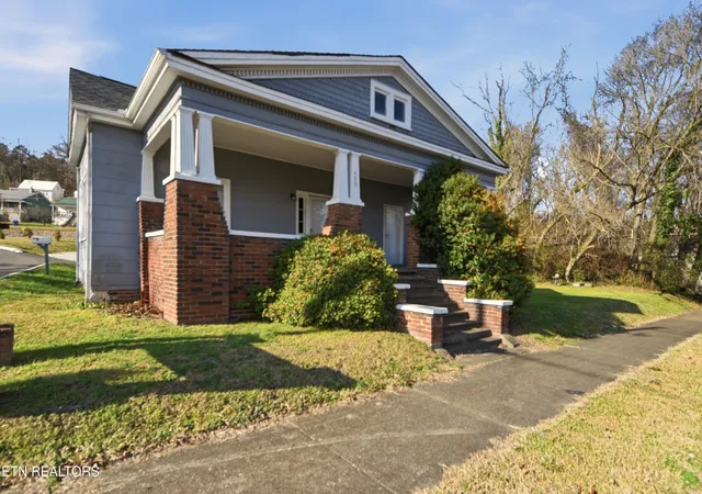 4th image of 400 N Main St, Clinton, TN 37716 | MLS# 1325773