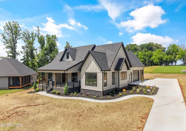 Photo 1 of Single family home for sale at 915 Sophie Dr, Greenback, TN 37742 | MLS# 1344950 | Listing updated on 2026-10-06