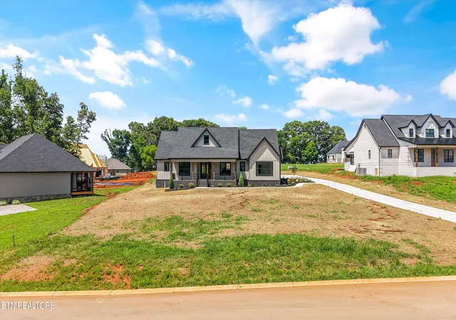 Photo 2 of Single family home for sale at 915 Sophie Dr, Greenback, TN 37742 | MLS# 1344950 | Listing updated on 2026-10-06