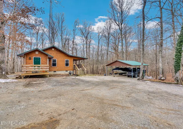 Photo 2 of Single family home for sale at 13465 Lantana Rd, Crossville, TN 38572 | MLS# 1328276 | Listing updated on 2026-07-21