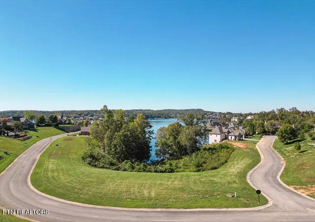 2nd image of 2030 Marina Wy, Lenoir City, TN 37772 | MLS# 1326199