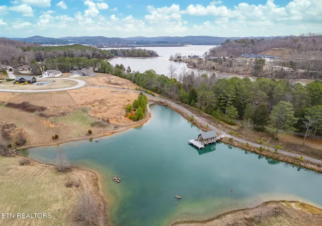 Homes for sale in Kingston, TN | 205 Reserve Pt, Kingston, TN 37763 | MLS# 1326520