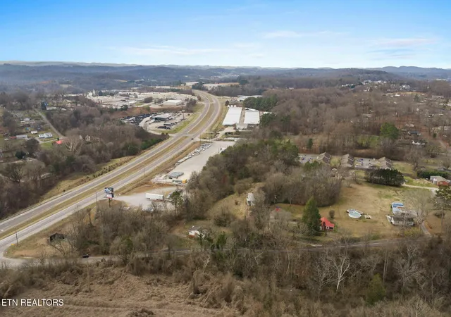 5th image of 2111 Woods Creek Rd, Knoxville, TN 37924 | MLS# 1326321