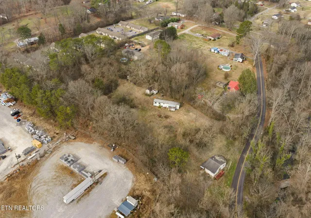 8th image of 2111 Woods Creek Rd, Knoxville, TN 37924 | MLS# 1326321