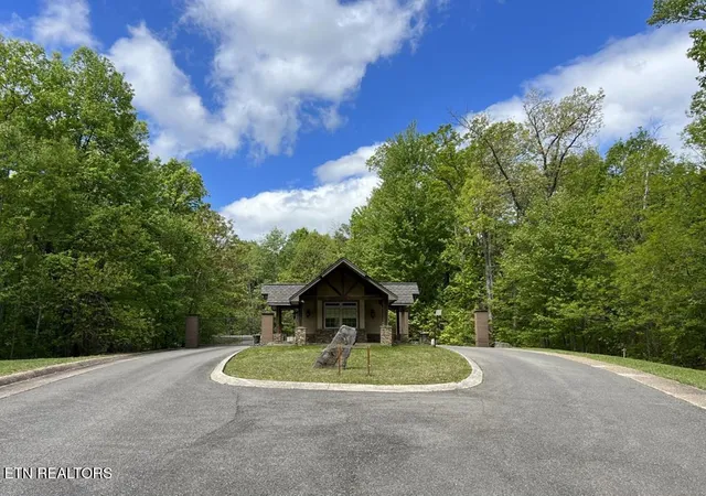 2nd image of 100 Westridge Tr, Monterey, TN 38574 | MLS# 1326431