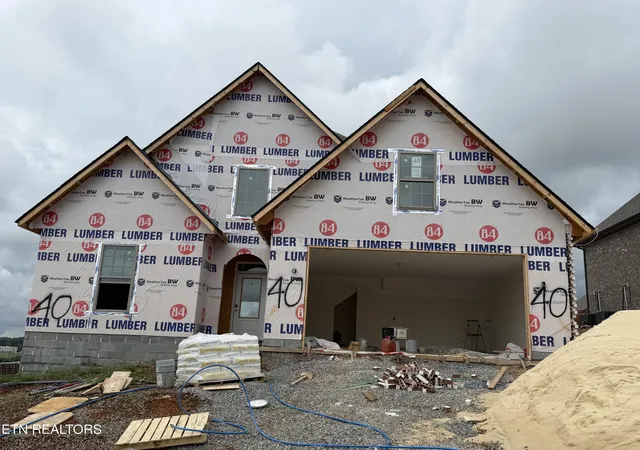 Photo 3 of Single family home for sale at 333 Rugby Manor Ln, Knoxville, TN 37923 | MLS# 1330265 | Listing updated on 2026-08-17