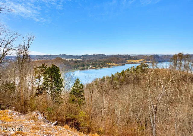 Homes for sale in Louisville, TN | 4129 Bear Hollow Loop, Louisville, TN 37777 | MLS# 1328078