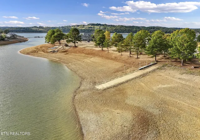 2nd image of 130 & 131 Fair Meadow Dr, Dandridge, TN 37725 | MLS# 1326907