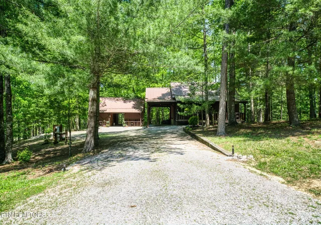 Homes for sale in Jamestown, TN | 340 Spruce Creek Dr, Jamestown, TN 38556 | MLS# 1346804