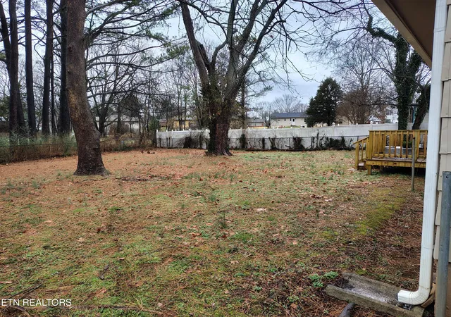 Photo 2 of Sale Pending at 1025 Ruskin Dr, Knoxville, TN 37923 | MLS# 1327251 | Listing updated on 2026-05-06