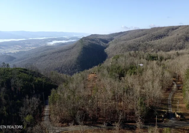 2nd image of 104 Sunrise Tr, Pikeville, TN 37367 | MLS# 1327257